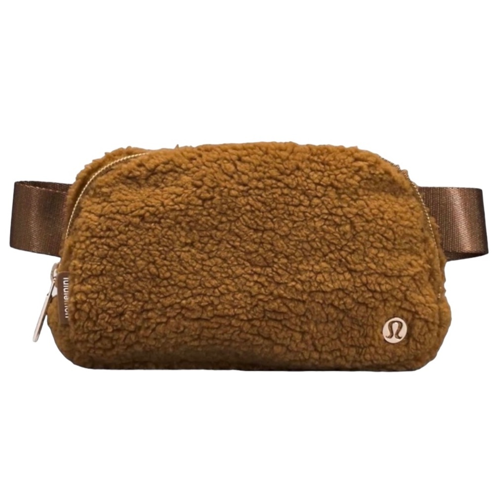 Lululemon Everywhere Fleece Belt Bag 1L